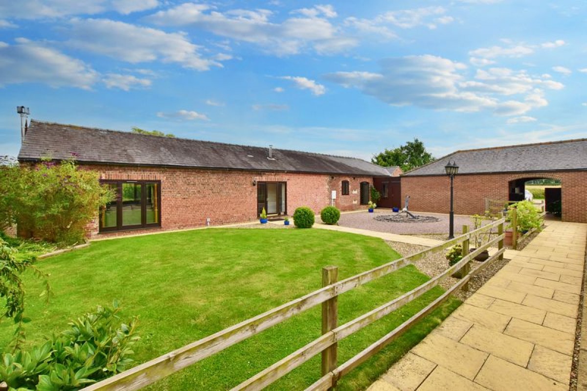 Images for Blackthorn Barn, Dairy Farm, Blankney, Lincoln