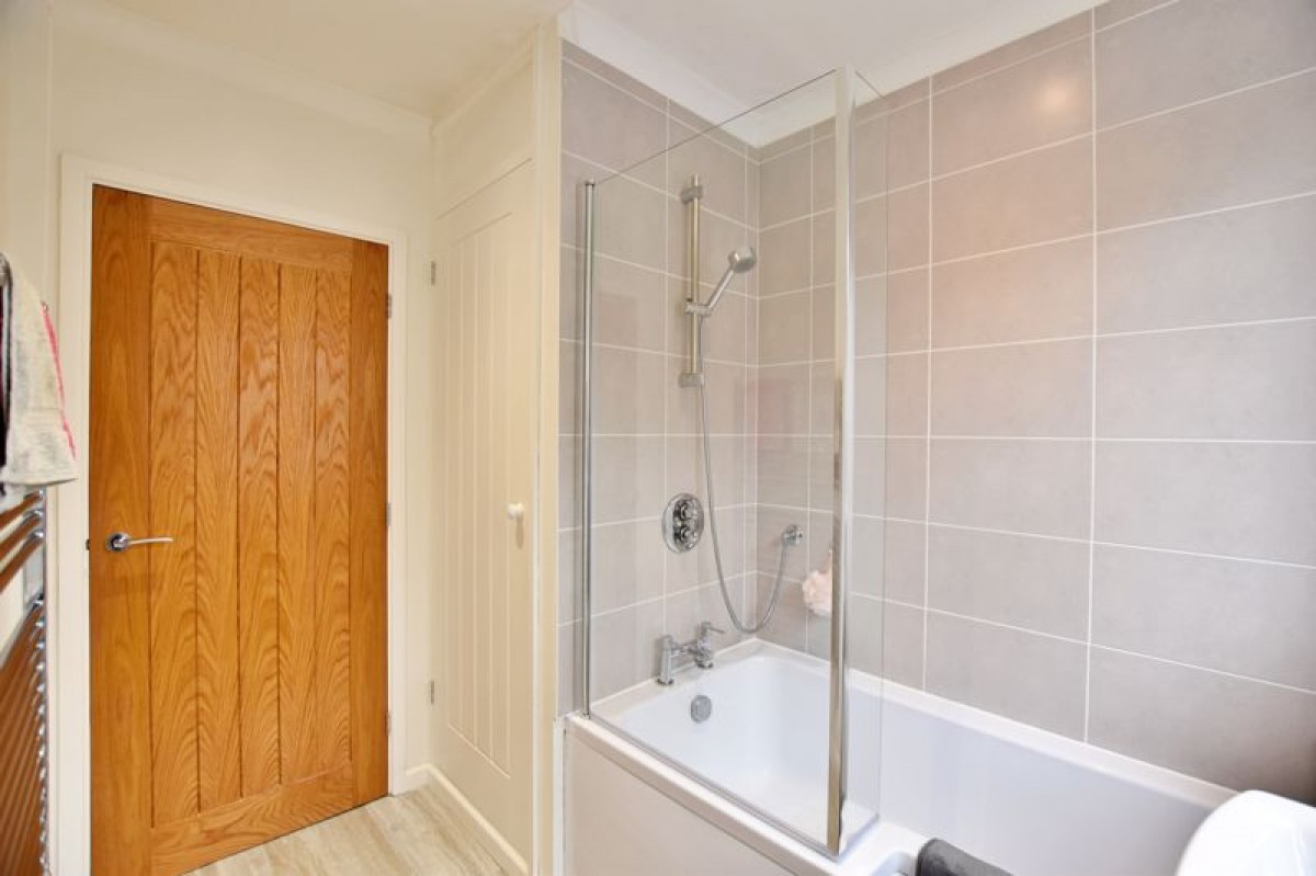 Images for Station Close, Collingham, Newark