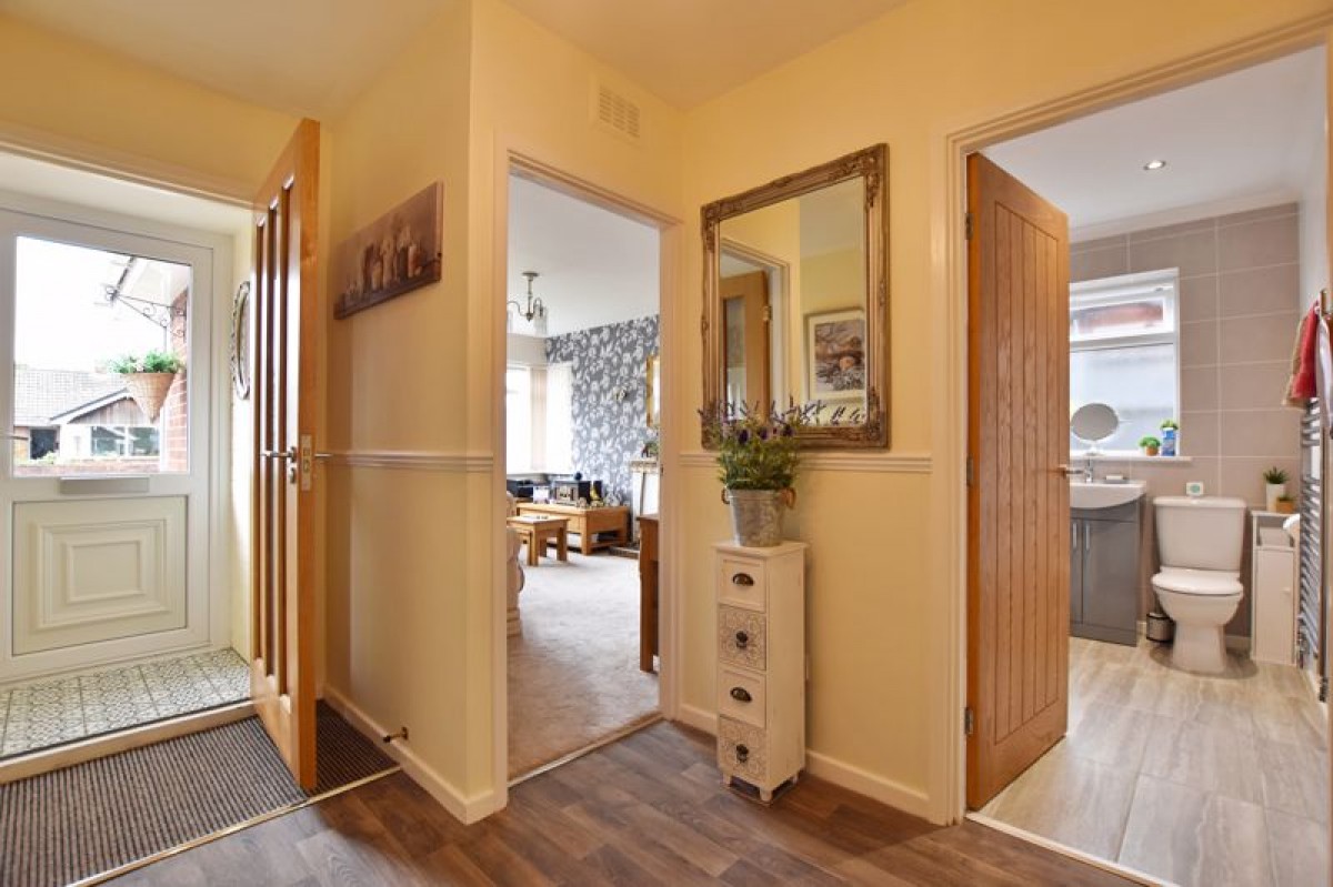 Images for Station Close, Collingham, Newark