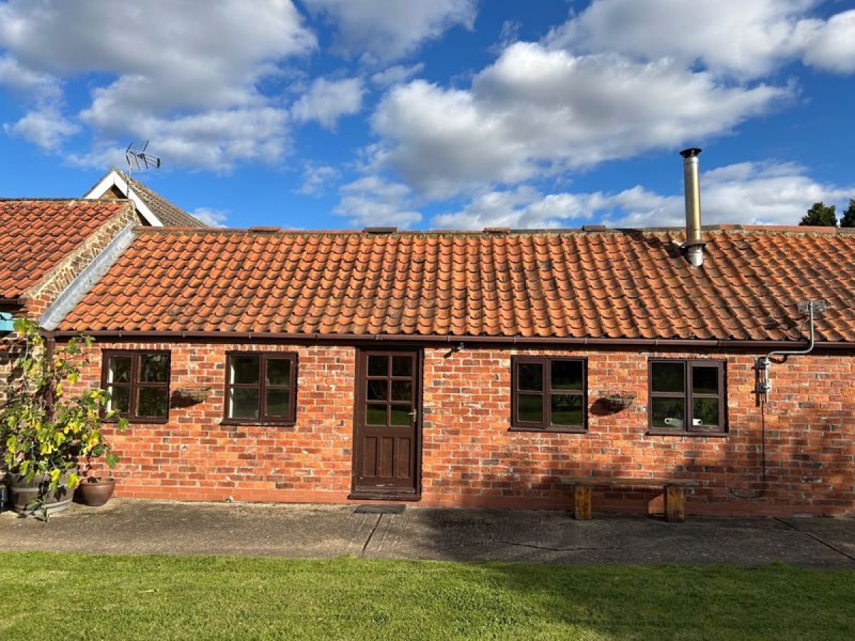 Images for The Old Granary Barn, High Street, Scotter