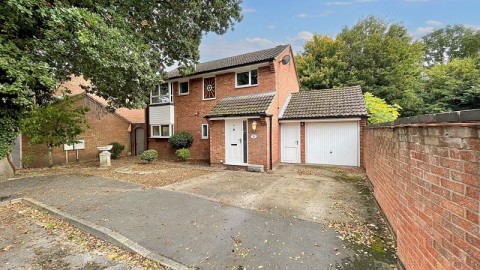 View Full Details for Lindholme Road, Doddington Park, Lincoln