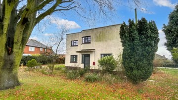 Chapel Lane, North Hykeham, Lincoln