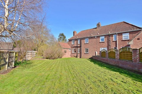 Lea Grove, Bardney, Lincoln